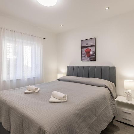 Apartments Petra 波尔 外观 照片