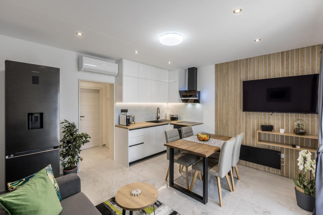 Apartments Petra 波尔 外观 照片