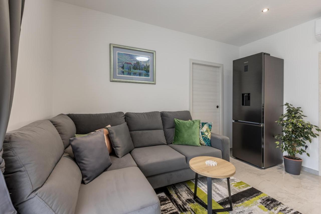 Apartments Petra 波尔 外观 照片